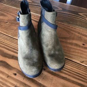 Keen Morrison Women’s Olive Suede Ankle Boot